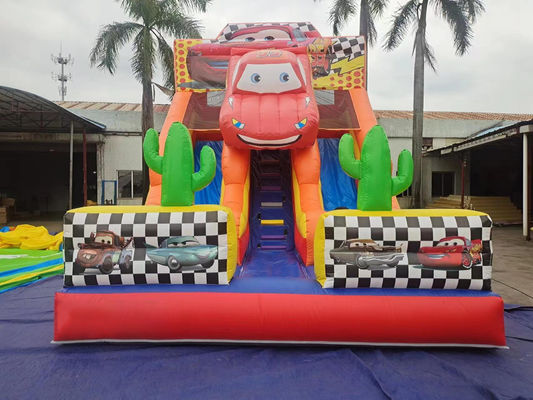 Slides inflables secos con tema de coches de carreras personalizados 8x5x6m