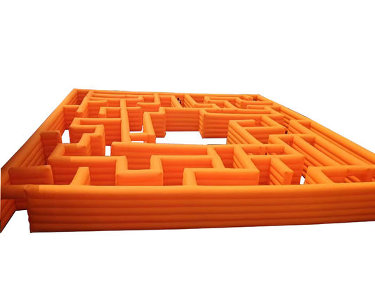 Naranja 100SQM Parque al aire libre patio de recreo laberinto inflable para alquiler