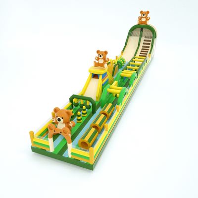 Curso de obstáculos inflables de oso comercial verde amarillo 30*5*8m