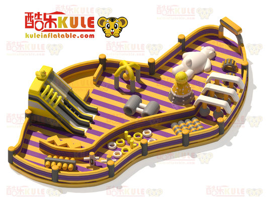 Castillo inflable de forma irregular personalizado (amarillo y púrpura)