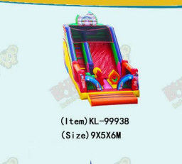 Deslizador inflable vibrante y colorido para niños