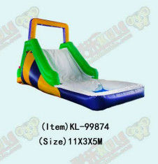 Deslizador inflable vibrante y colorido para niños