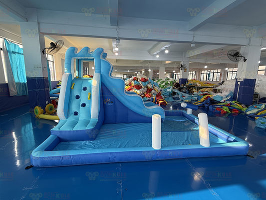 Polyester Oxford Flotable Blue Water Slide con bolas del océano para niños Parque de diversiones