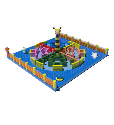 Parque de diversiones gigante vibrante y hinchable