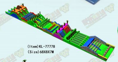 Divertido y dinámico parque de obstáculos inflable multicolor