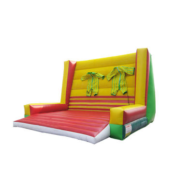 Atracción de pared pegajosa inflada con dos trajes incluidos estructura de escalada de roca para desafíos emocionantes