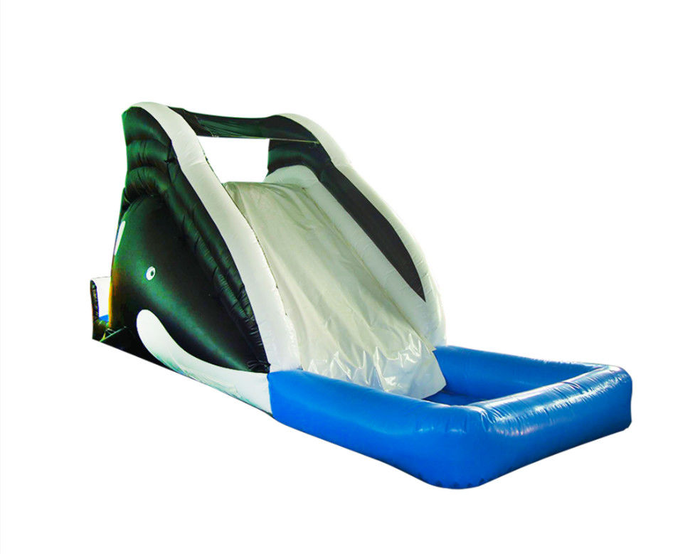 Deslizador inflable vibrante y colorido para niños